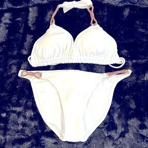 NWOT ViX White Bikini with leather embellishments size M bottoms, D cup top